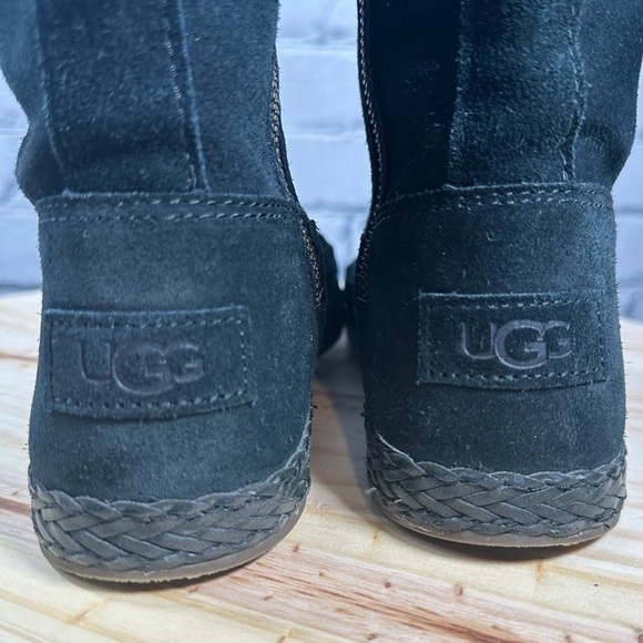 UGG Emerie Knee High Flat Boots Black Genuine Suede Fringe Boho Size 6 - Picture 3 of 10